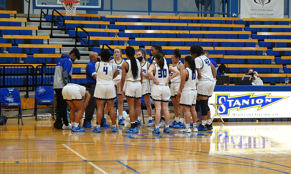 WBB unable to make late dash against Coffeyville in 65-57 loss